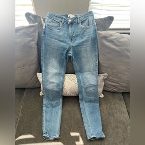 Light wash H&M skinny jeans